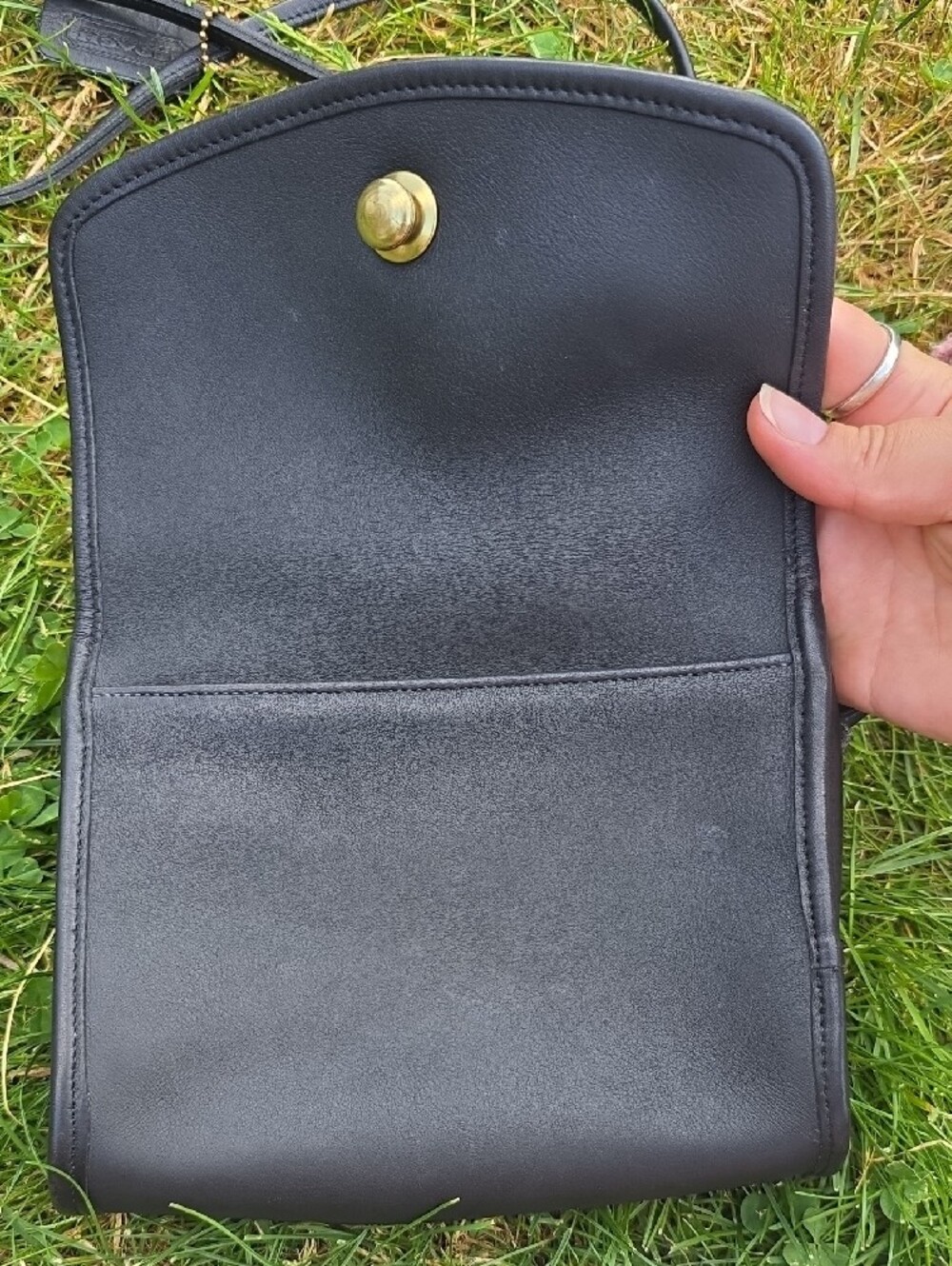 Coach Black Leather Crossbody with Gold-Tone Turn Lock 0319229 - Picture 3 of 4